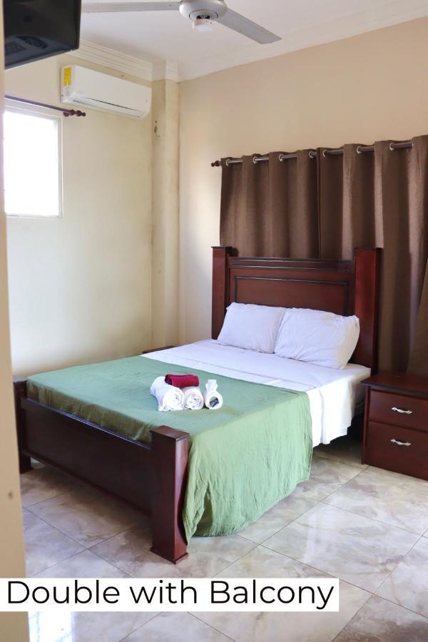 סנטו דומינגו Hotel Enrique II Zona Colonial Vista Al Malecon מראה חיצוני תמונה