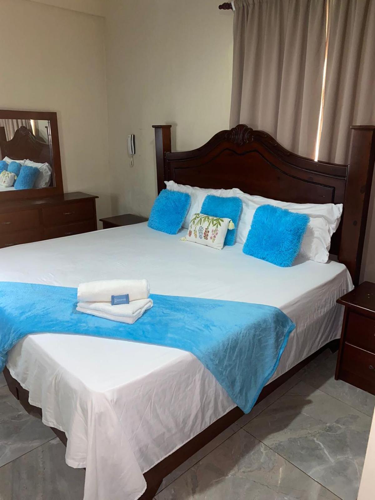 סנטו דומינגו Hotel Enrique II Zona Colonial Vista Al Malecon מראה חיצוני תמונה